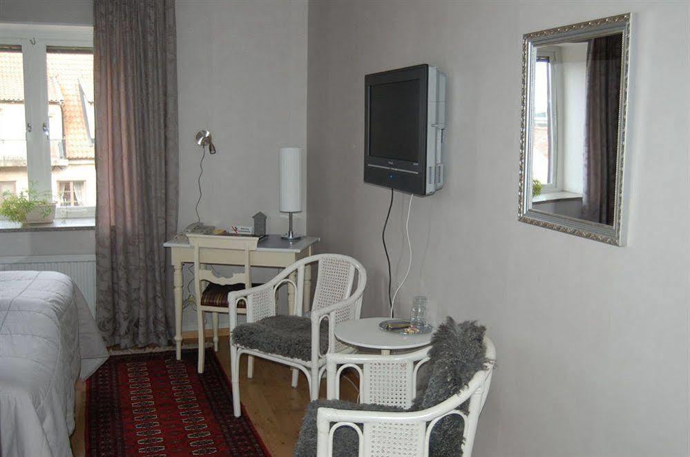 Hotell Lindgarden Visby Exterior photo