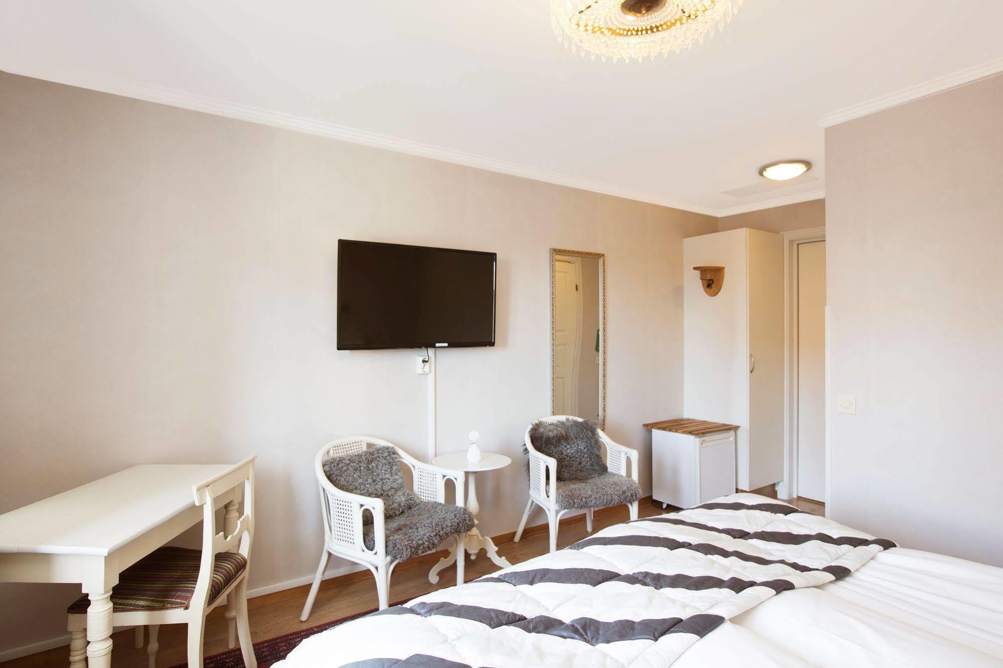 Hotell Lindgarden Visby Exterior photo
